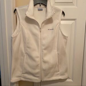 NWOT Women’s Columbia Fleece Vest